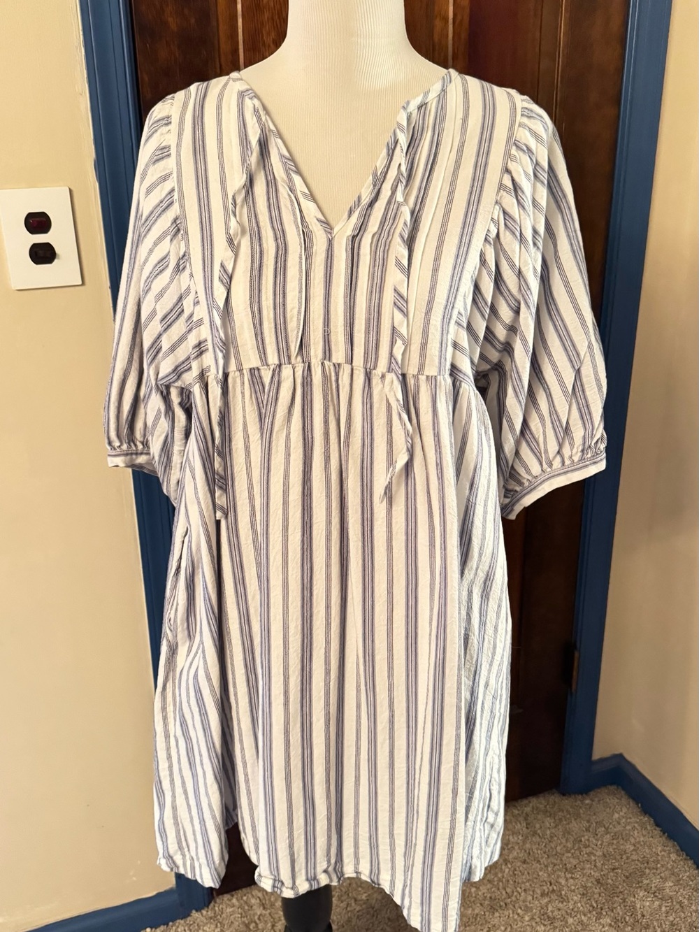 Universal Thread Blue and White Striped Top